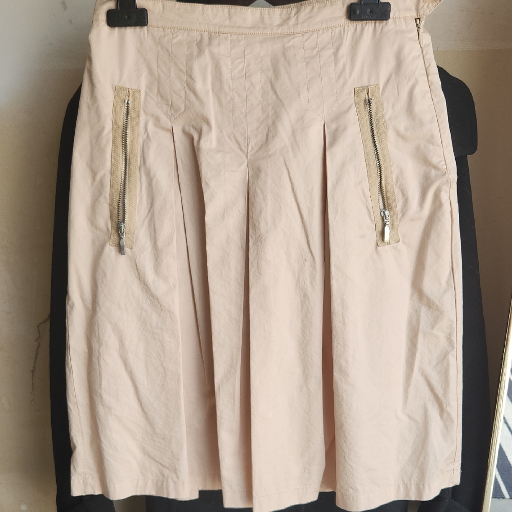 Beige Pleated Skirt with Zipper Accents